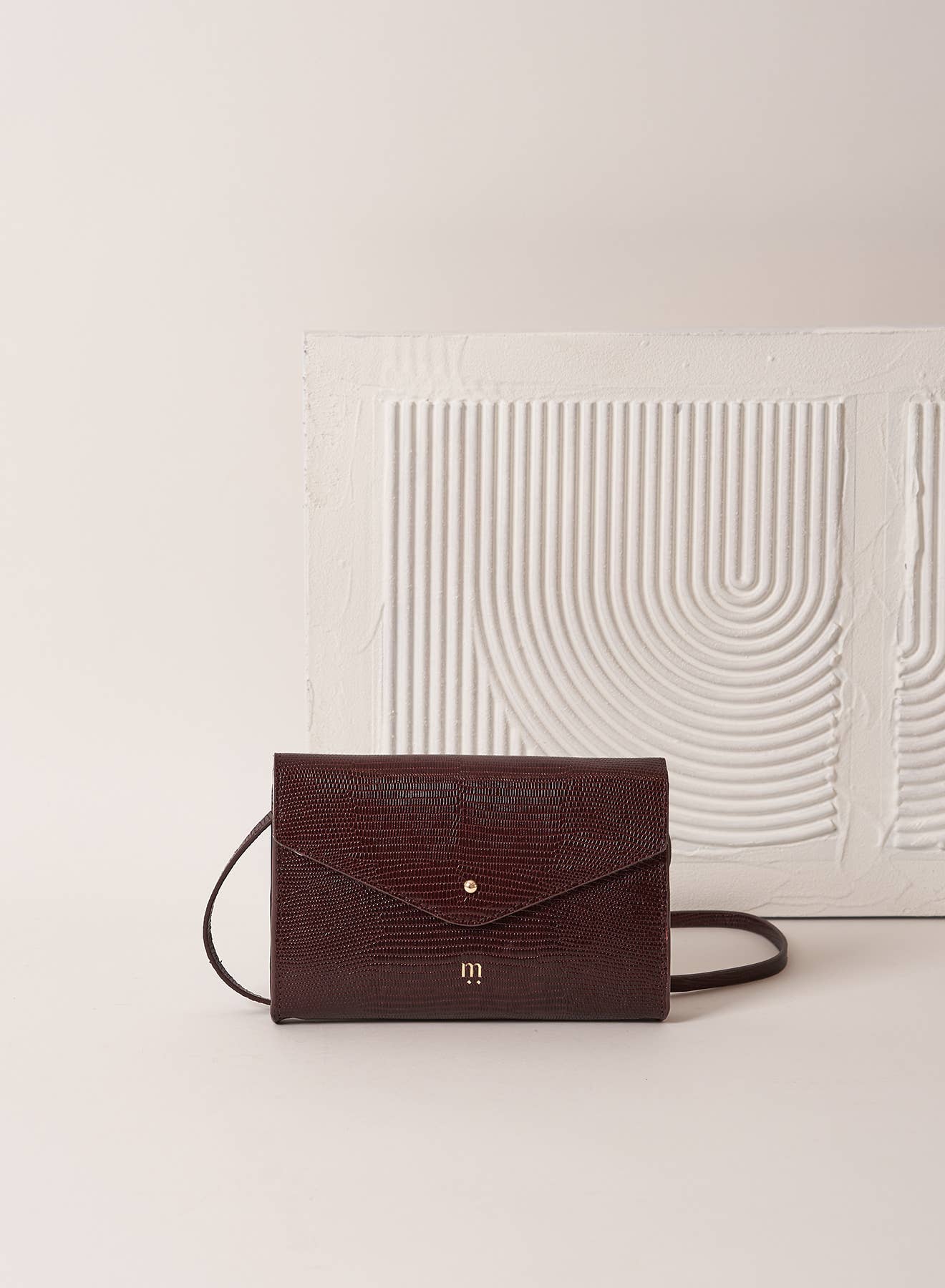 Capri Clutch - Burgundy